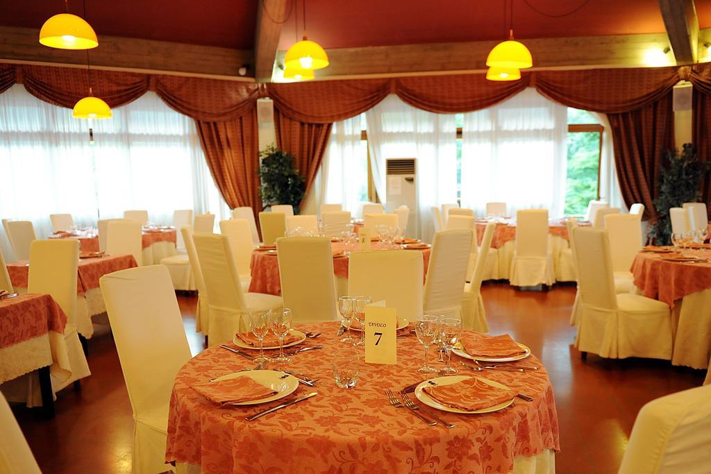 Hotel Del Camerlengo Fara San Martino Eksteriør bilde