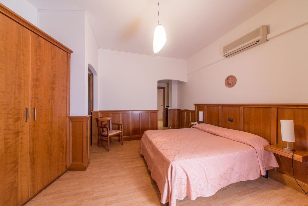 Hotel Del Camerlengo Fara San Martino Rom bilde
