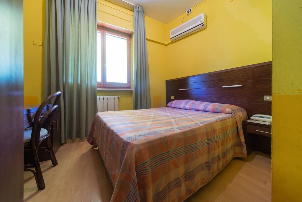 Hotel Del Camerlengo Fara San Martino Rom bilde