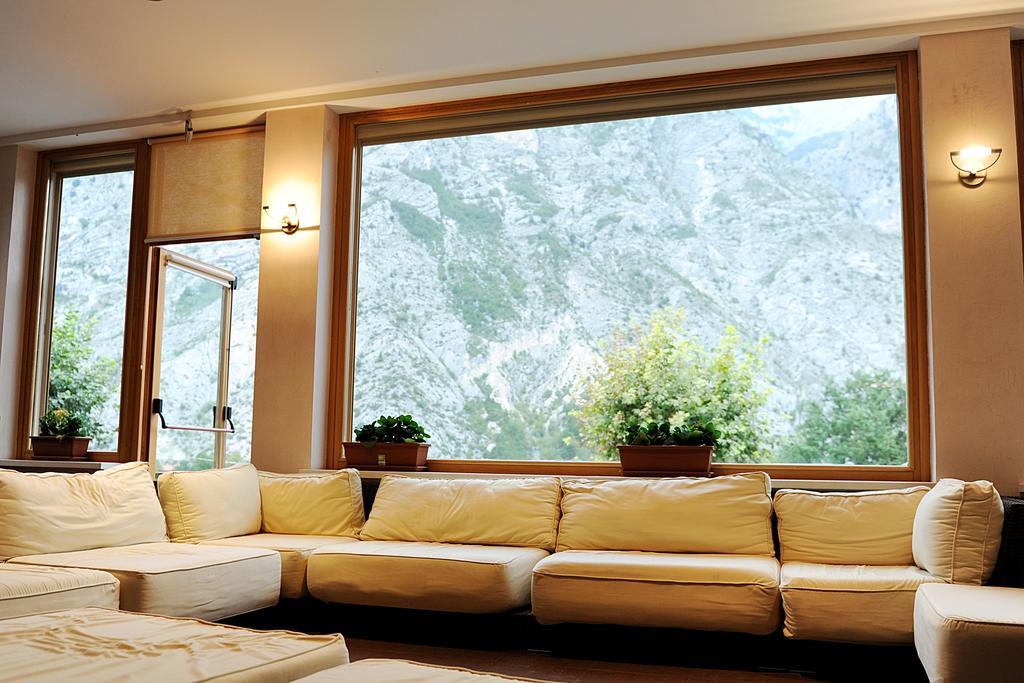 Hotel Del Camerlengo Fara San Martino Eksteriør bilde